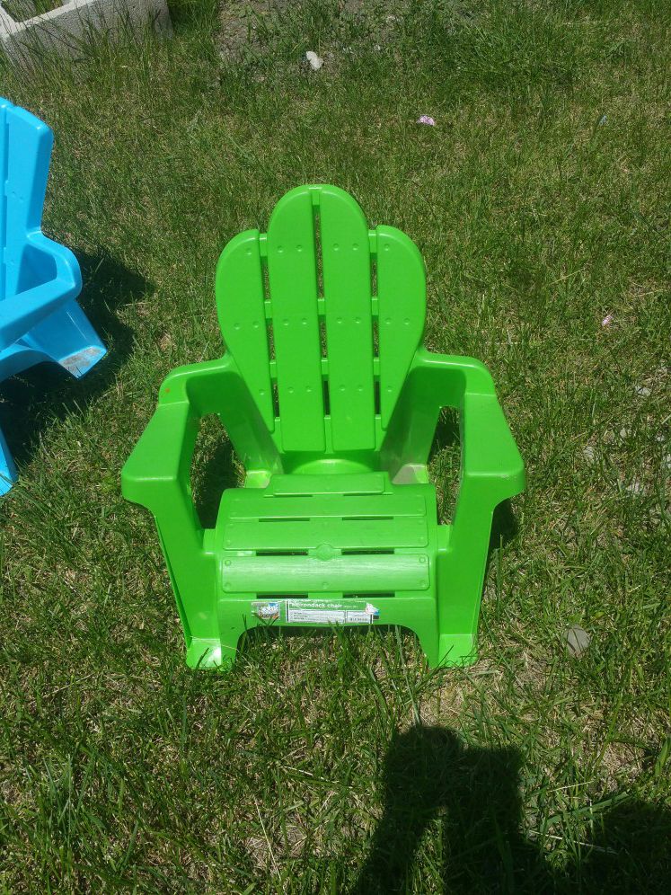 Kids plastic chair