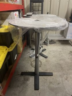 Barstool Table