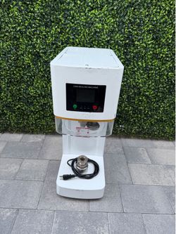 Can sealing machine