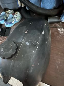 Motorcycle gas tank