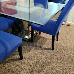 Dining Room Table With 4 Chairs