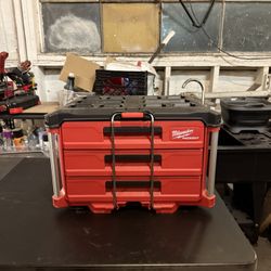 Milwaukee PACKOUT 22 in. Modular 3-Drawer Tool Box with Metal Reinforced Corners
