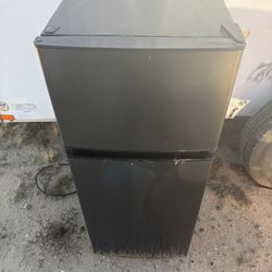 mini fridge and freezer