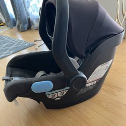 UPPABABY Baby Car Seat With Base