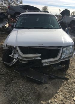 2005 Ford Explorer 4.0 Engine