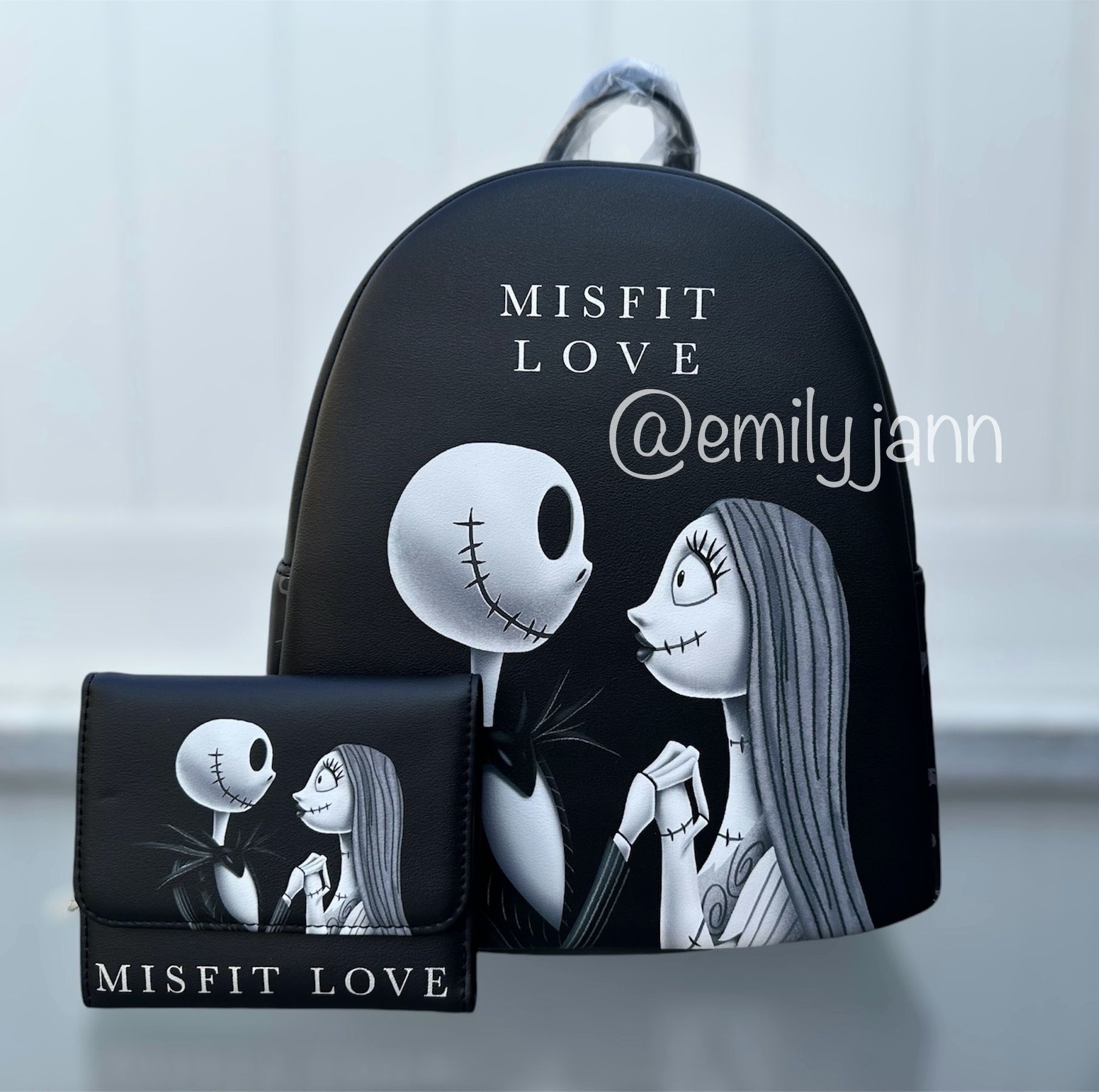 The Nightmare Before Christmas Backpack Set