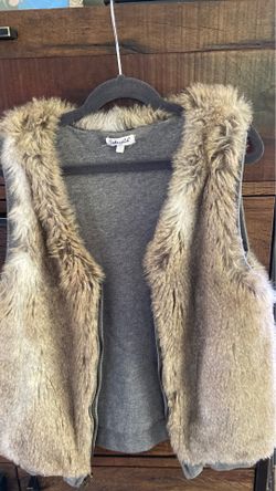 Girls Splendid faux fur reversible vest...