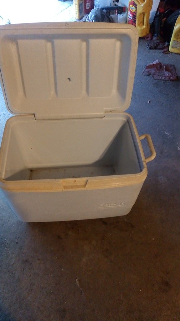 Cooler