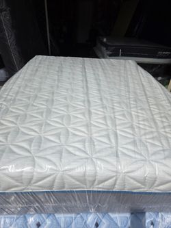 COLCHON QUEEN TEMPURPEDIC