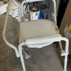  senior Bathroom chair with handles 