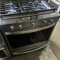 Whirlpool Open Box Slide In 30” 2024