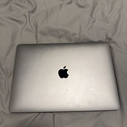 2017 MACBOOK PRO 13-inch  
