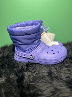 Crocs Classic Lined Neo Puff Boots