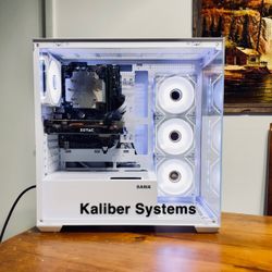 Custom Gaming Computer with Intel i7 7700, 1070 GTX, 500GB SSD