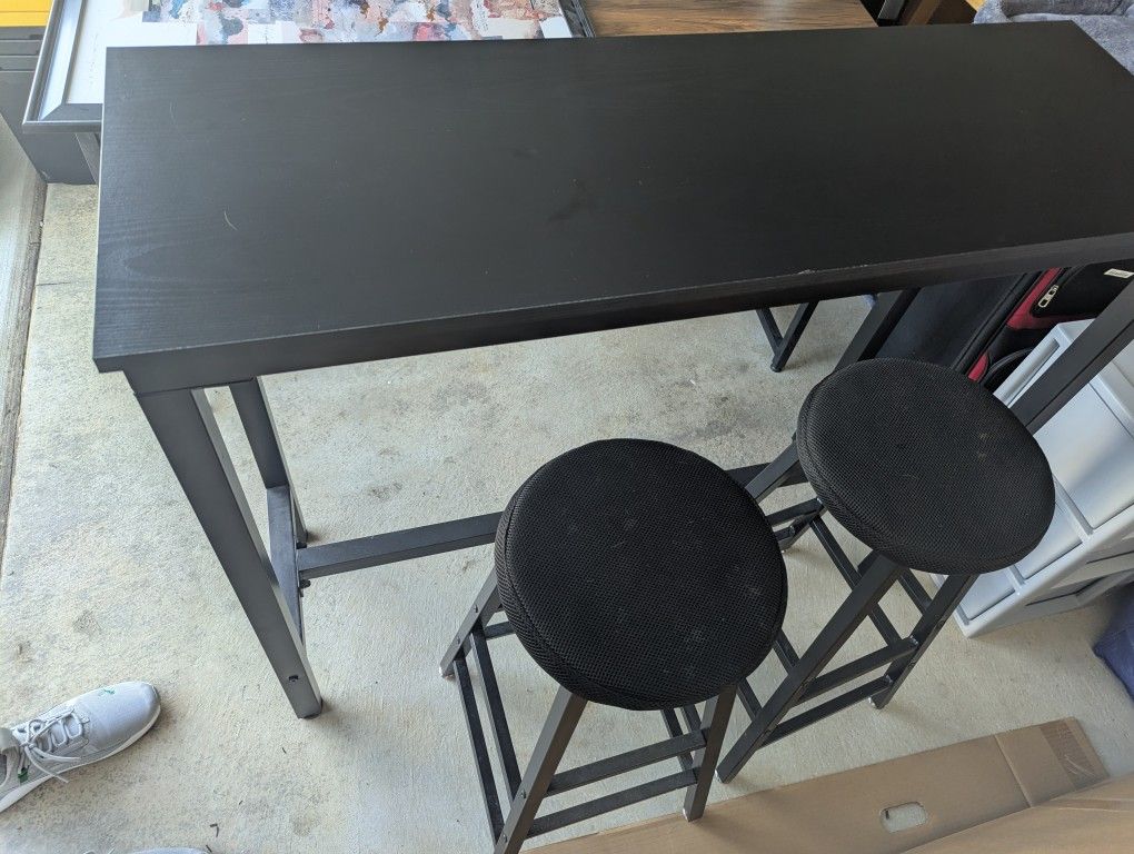 Small Black Table And Stools