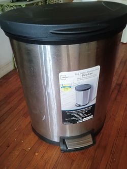 Stainless steel trash can