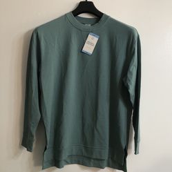 Women’s sweatshirt crewneck soft French Terry pull over Raglan long green mint.L