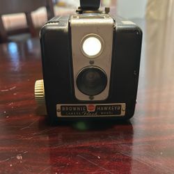 Brownie Hawkeye Camera 