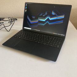 Dell Vostro Laptop With Free Dell Docking Station 