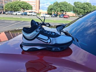 Brand New And Original Men's Nike Air Zoom GT Sneakers Size 11