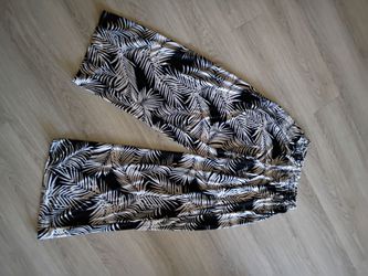 Black & White Palm Leaf Print Wide-Leg Pants