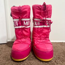 Hot Pink Brand New Moon Boots 