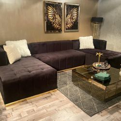 <Brand New  Double Chaise Sectional Velvet.