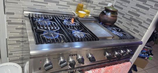 Estufa Grande 6 Parrillas Comal Solo Funciona El Horno Chico