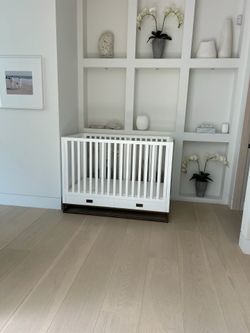 Restoration hardware crib and mattress