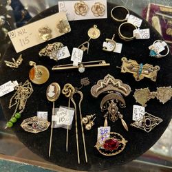 Gold, Jewelry And Gold Rings For Sale All Different Prices