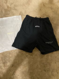 1:1 men’s essentials shorts (M)