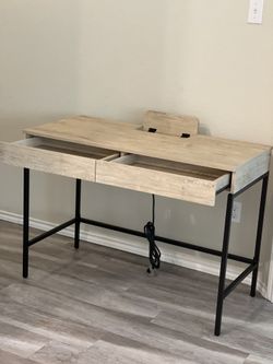 Loring 2024 wood desk