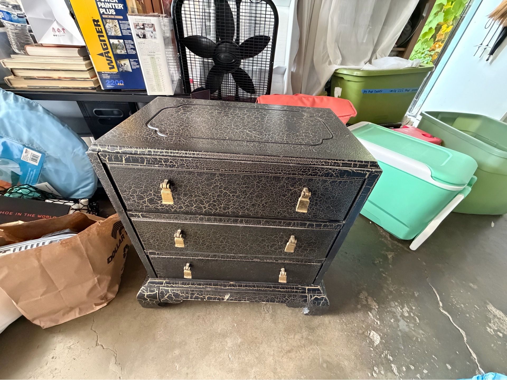 Vintage Lane Ming Style 3-Drawer Campaign Chest – Chinoiserie Black Crackle with brass side handles