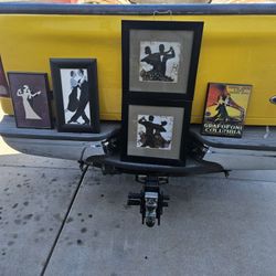 Dancing Picture Frames 