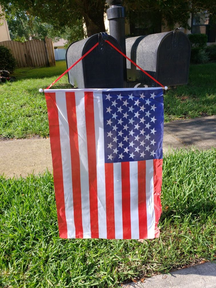 American Flags 27" x 19"