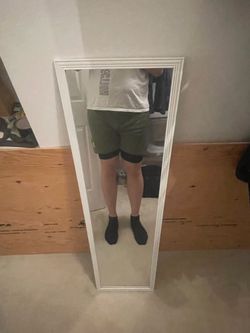 4 feet Plastic Handheld Mirror