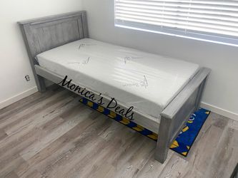 Twin Solid Wood Bed With Memory Foam Mattress $460