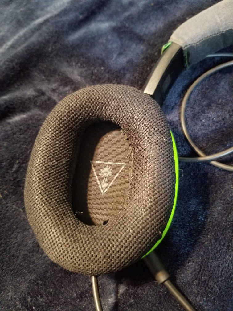 Turtle Beach XO Four Gaming Headset (Used - Missing Adapter)