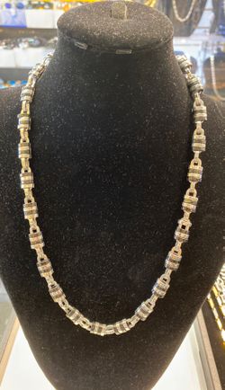 Brand New Stainless Steel Chain 21”