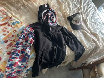 Bape Men's Medium Hoodie With Hat