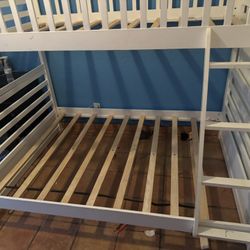 Kids bunk Bed 