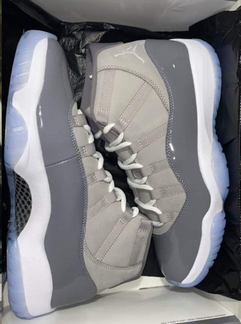 Air Jordan Retro 11 Size 8