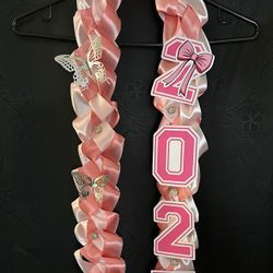 graduation leis