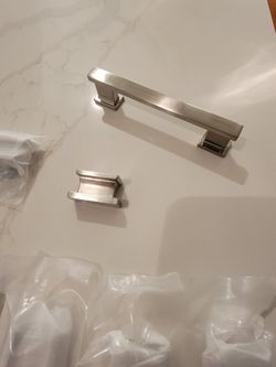 Brushed Nickel Cabinet Door Hardware