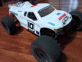 RC T5M TEAM ASSOCIATED 2W