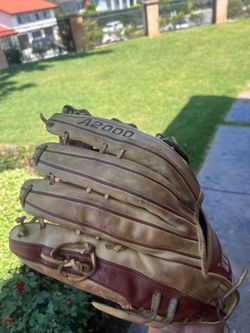 Wilson A2000 outfield glove