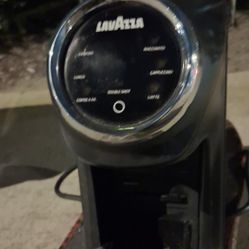 Lavazza Expert Coffee Bundle Classy Plus All-In-One Machine   