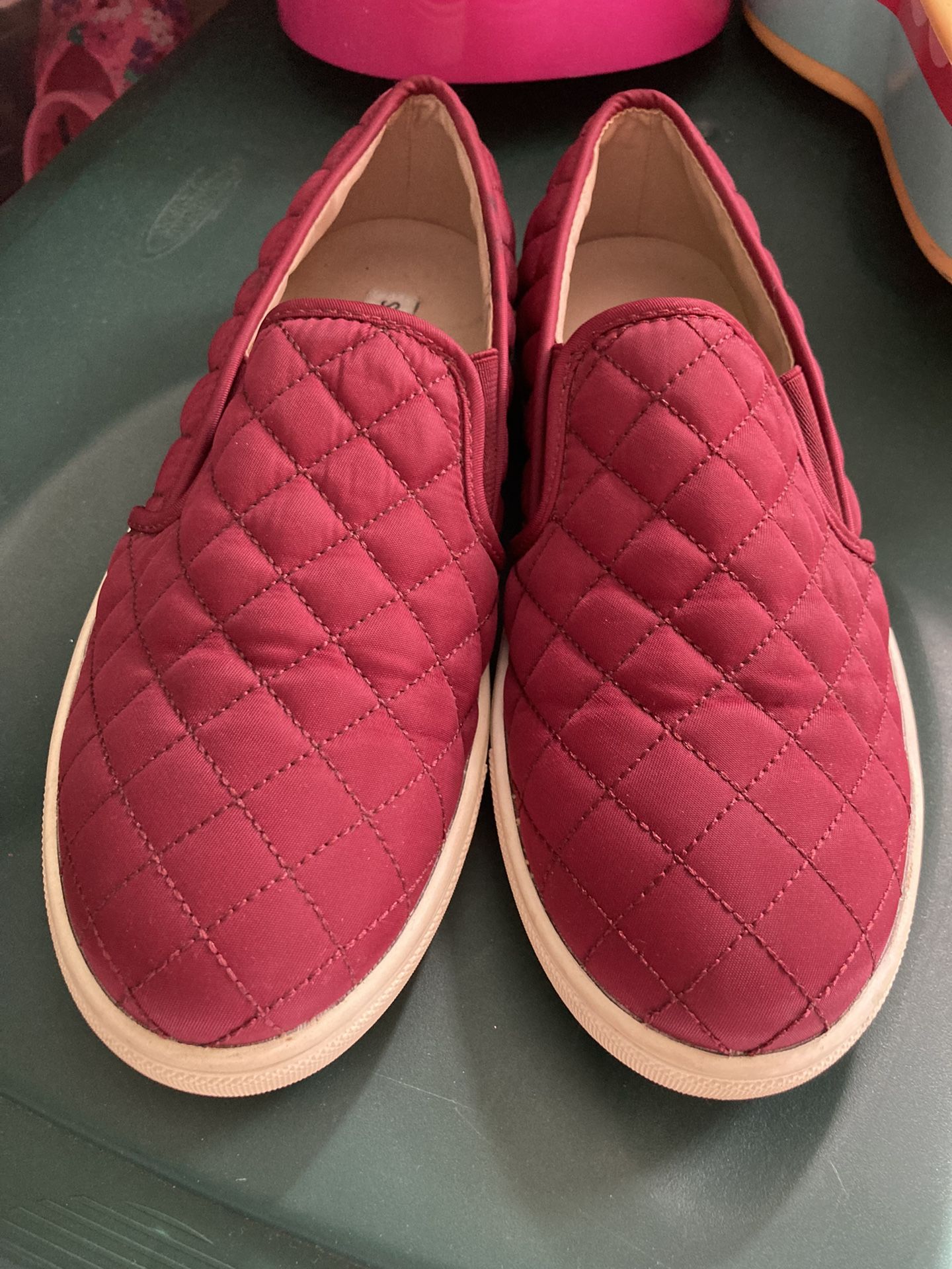 Steve Madden Women’s Slip On Shoes Size 8.5