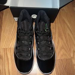 Air Jordan Retro 11 Jubilee