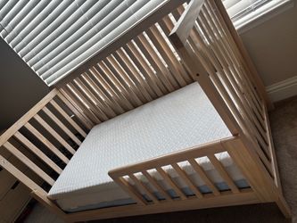 Carters Crib to toddler bed$140 with mattress